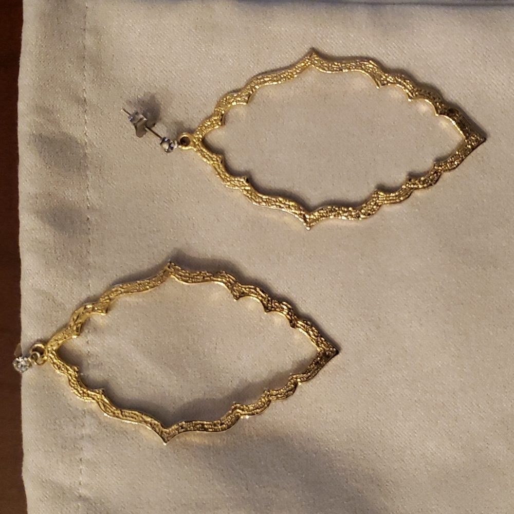 Gold drop earrings